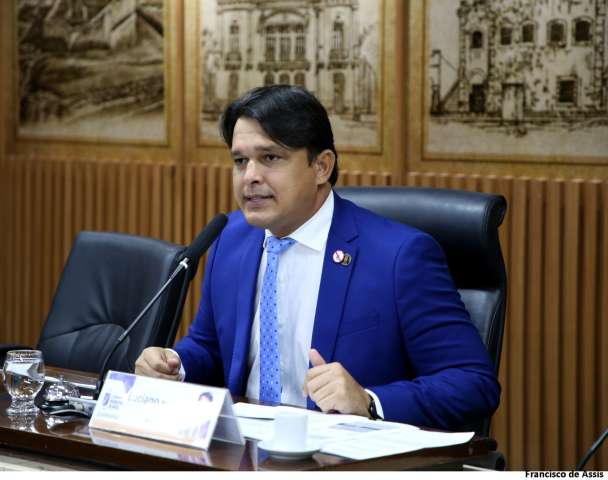 Vereador Luciano Nascimento celebra sanção do programa “Tem Saída” que garante emprego para mulheres vítimas de violência em Natal