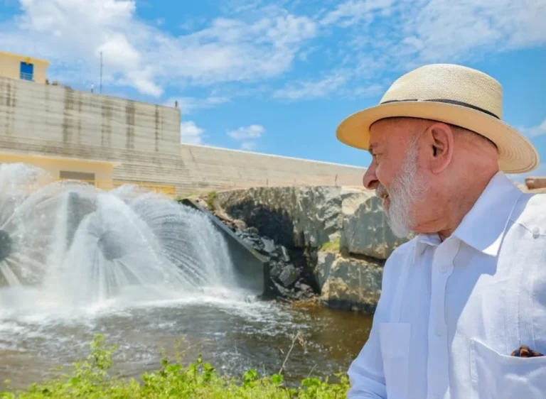 Lula e ministros afirmam que Bolsonaro não deixou recursos para Barragem de Oiticica