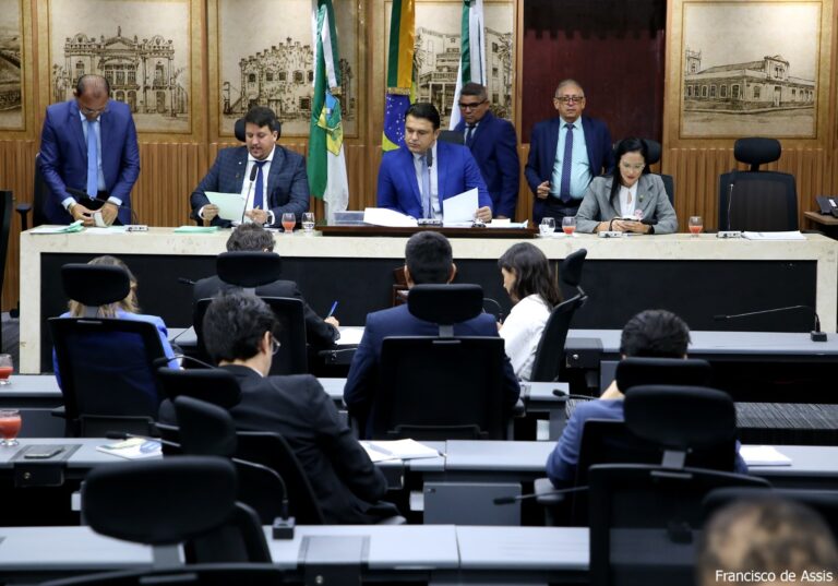 Câmara de Natal aprova reajuste de 6,27% para professores da rede municipal