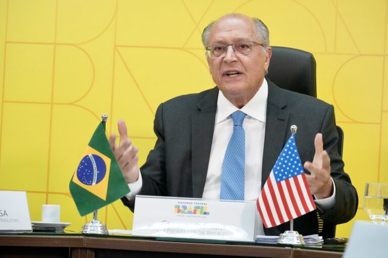 Alckmin rebate Trump: ‘Brasil não é problema’ e busca acordo comercial com EUA