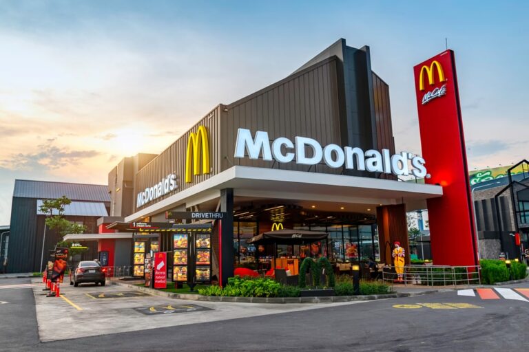 Rede chinesa de chá Mixue Bingcheng supera McDonald’s e se torna a maior do mundo