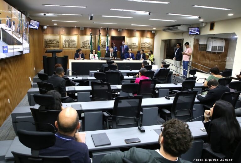 Câmara de Natal instala CEI para investigar invasões em áreas privadas