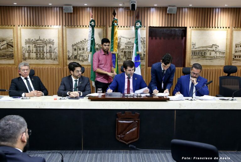 Comissão de Finanças aprova projetos com foco em segurança, saúde e inclusão