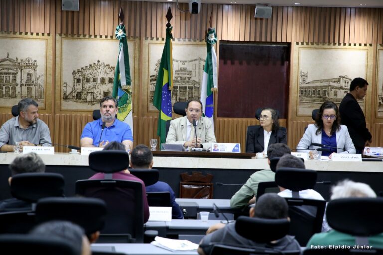 Câmara debate pavimentação e drenagem do Planalto em audiência pública