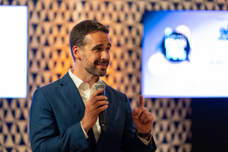 Eduardo Leite confirma pré-candidatura à Presidência da República pelo PSD