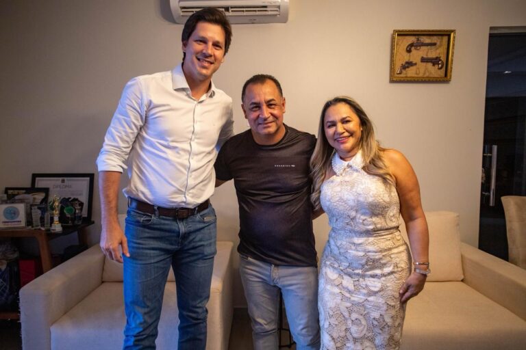 Novo Gama inaugura base do Corpo de Bombeiros e feira coberta no bairro Lunabel