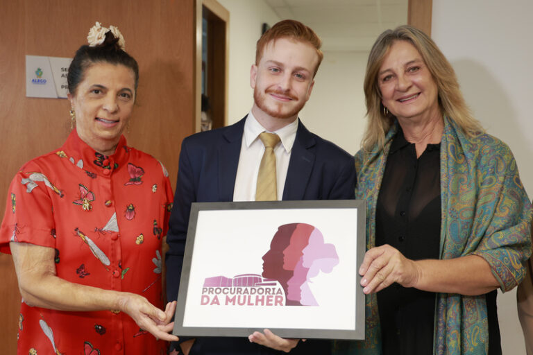 Sob liderança da Dra. Zeli, Procuradoria da Mulher amplia rede de apoio e chega a 56 municípios goianos