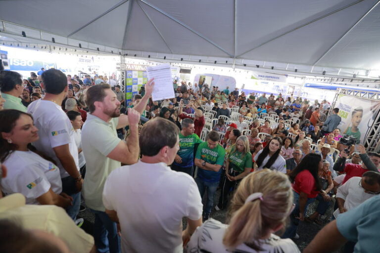 Bruno Peixoto comanda edição especial do “Deputados Aqui” em Anápolis pelos 118 anos da cidade