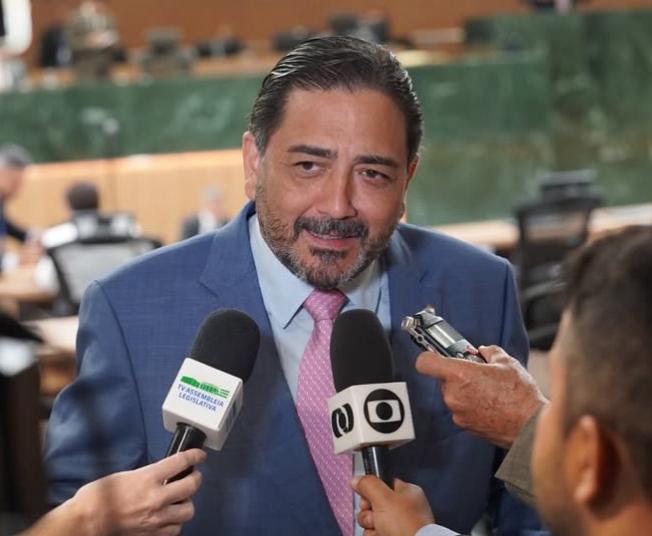 Líder do governo Caiado, Talles Barreto intensifica agenda nos municípios para reeleição