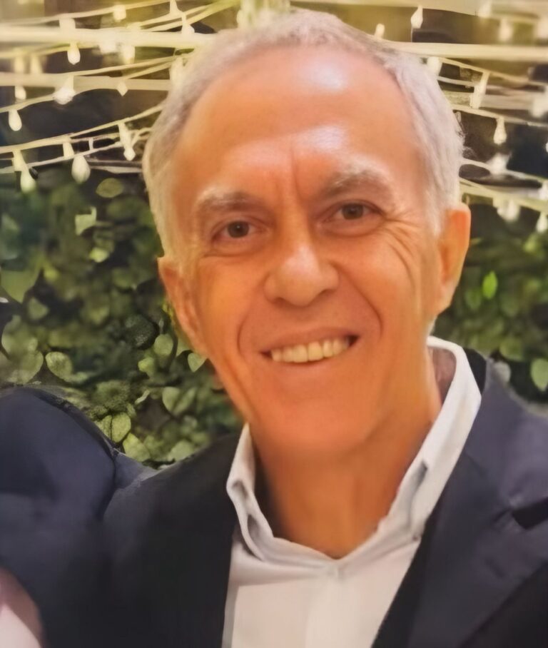 Bombeiros realizam buscas por professor aposentado com Alzheimer desaparecido em trilha no Rio