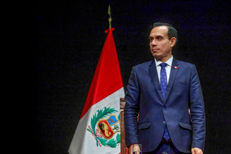 Peru decreta estado de emergência em Lima após aumento da violência