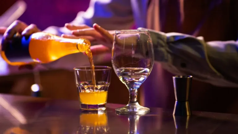 Fábrica clandestina de bebidas é descoberta em São Bernardo; metanol estaria ligado a combustíveis