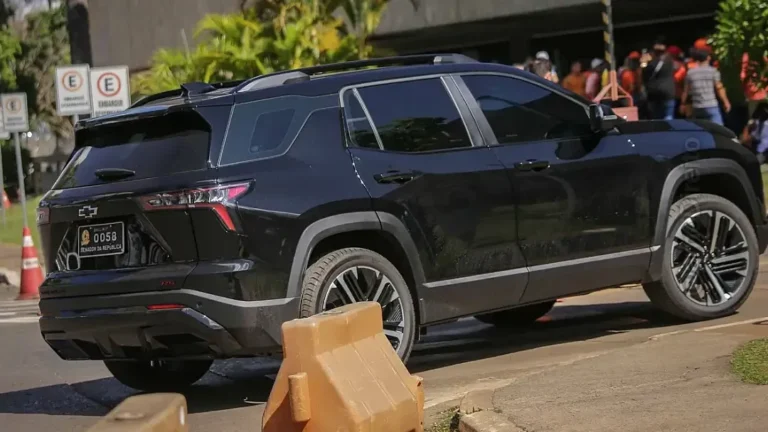 Senado é alvo de investigação por contrato milionário de locação de SUVs