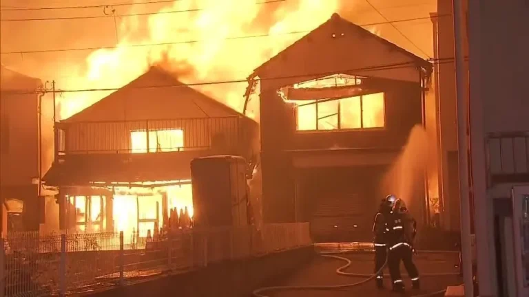 Mais de 170 construções são destruídas em incêndio no Japão; uma pessoa morreu