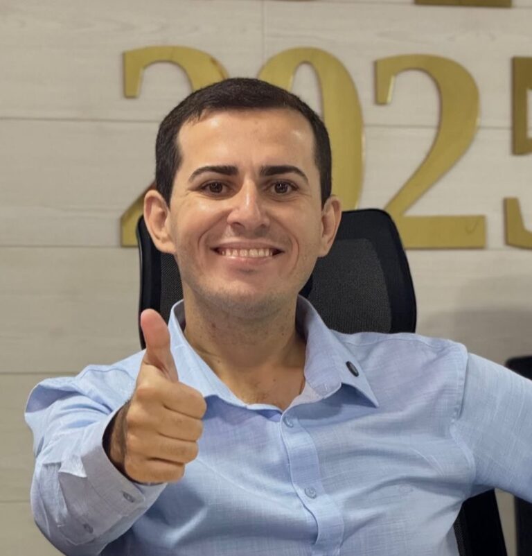 Jovem Gustavo, enfermeiro e vereador mais votado na última eleição, é eleito presidente da Câmara de Alto Horizonte para 2026