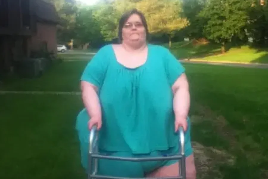 Morre Charity Pierce, participante de Quilos Mortais que chegou aos 352 kg