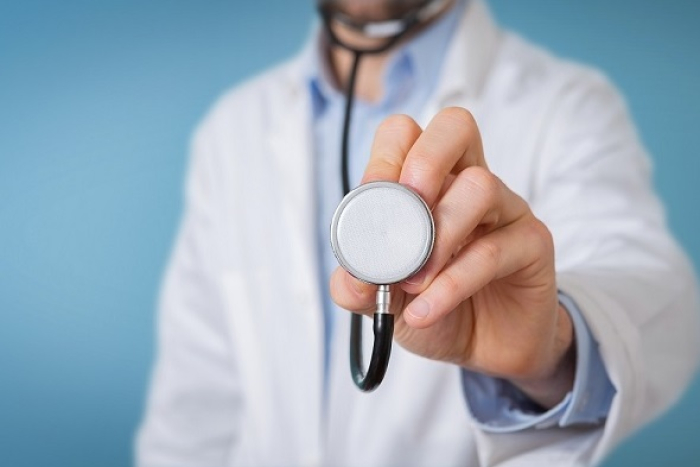 Conselho Federal de Medicina avalia restringir atuação de formandos reprovados no Enamed