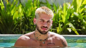 Declaração de Zé Felipe em show gera críticas e artista responde seguidores