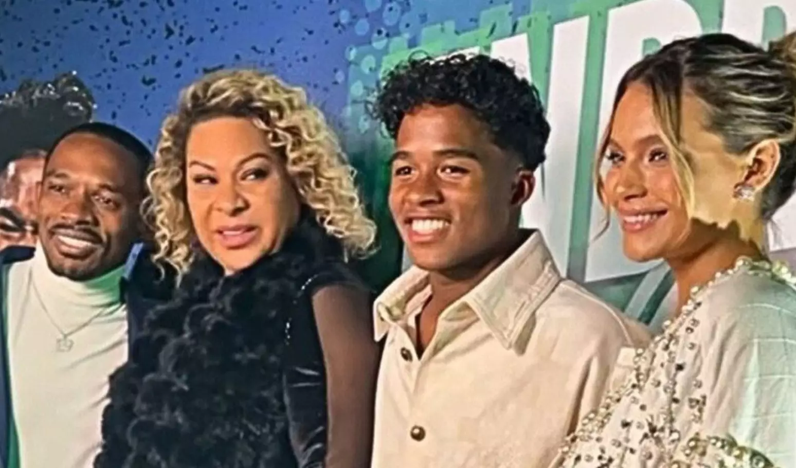 Endrick e Gabriely Miranda anunciam gravidez do primeiro filho