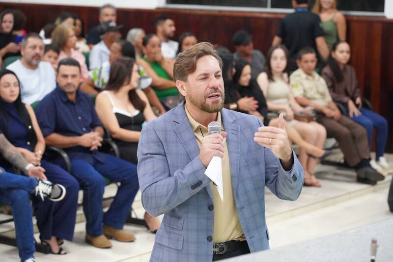 Programa Deputados Aqui leva sessão especial e homenagens a Terezópolis de Goiás