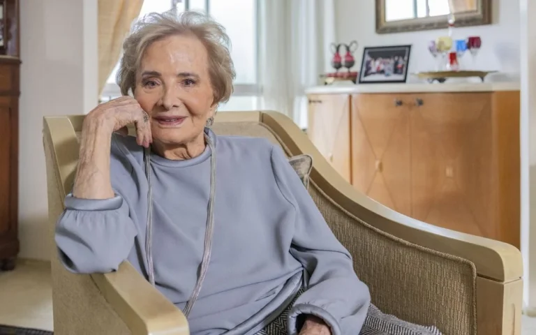 Morre Glória Menezes, ícone da televisão brasileira, aos 91 anos