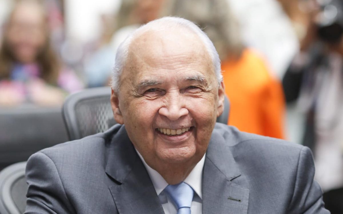 Aos 83 anos, Londres Machado confirma pré-candidatura e mira 14º mandato em MS