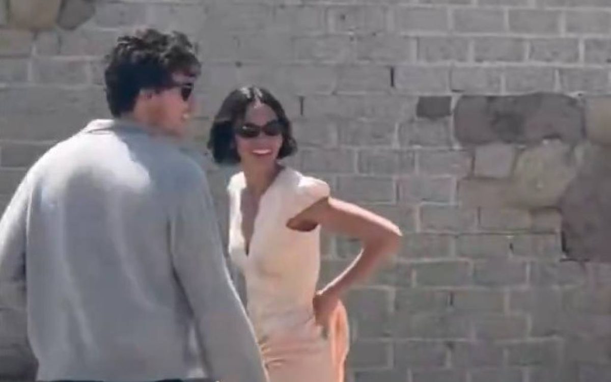 Após viagem, Bruna Marquezine reencontra Shawn Mendes em Malibu
