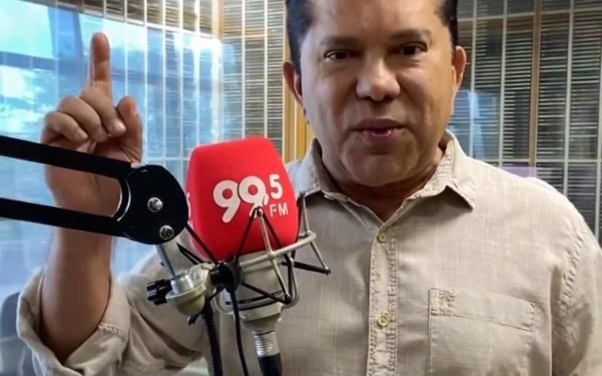 Sandes Júnior articula filiação a partido com maior tempo de TV e aposta em retorno competitivo