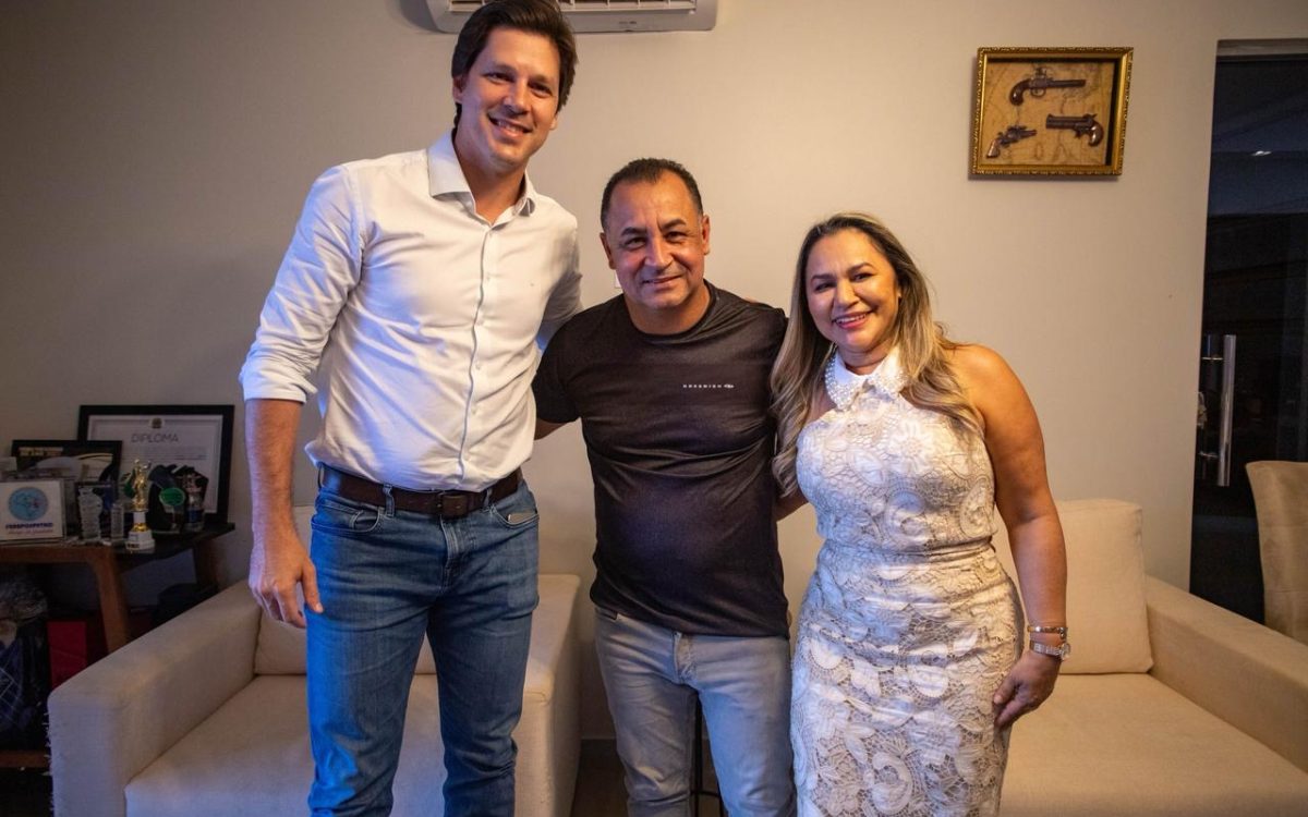 Novo Gama inaugura base do Corpo de Bombeiros e feira coberta no bairro Lunabel