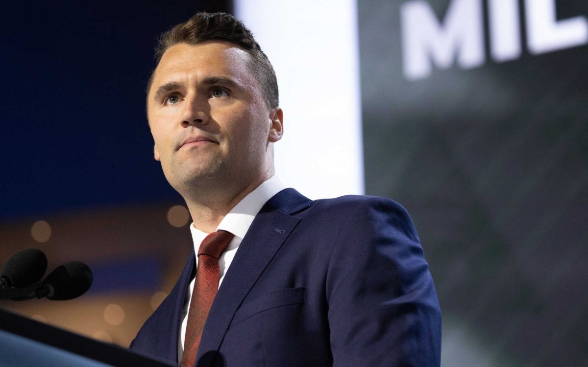 Médico brasileiro tem visto dos EUA revogado após post sobre morte de Charlie Kirk