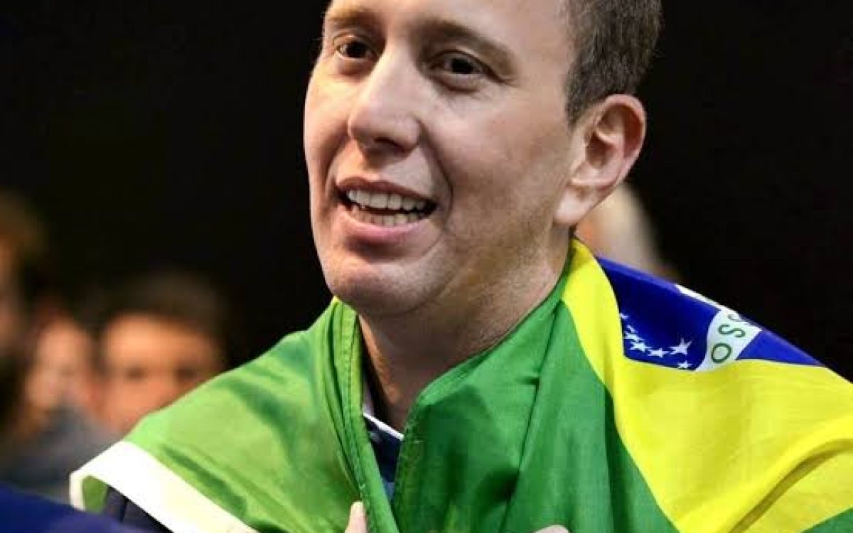 PF faz operação contra desvios na saúde e mira prefeito de Sorocaba, Rodrigo Manga