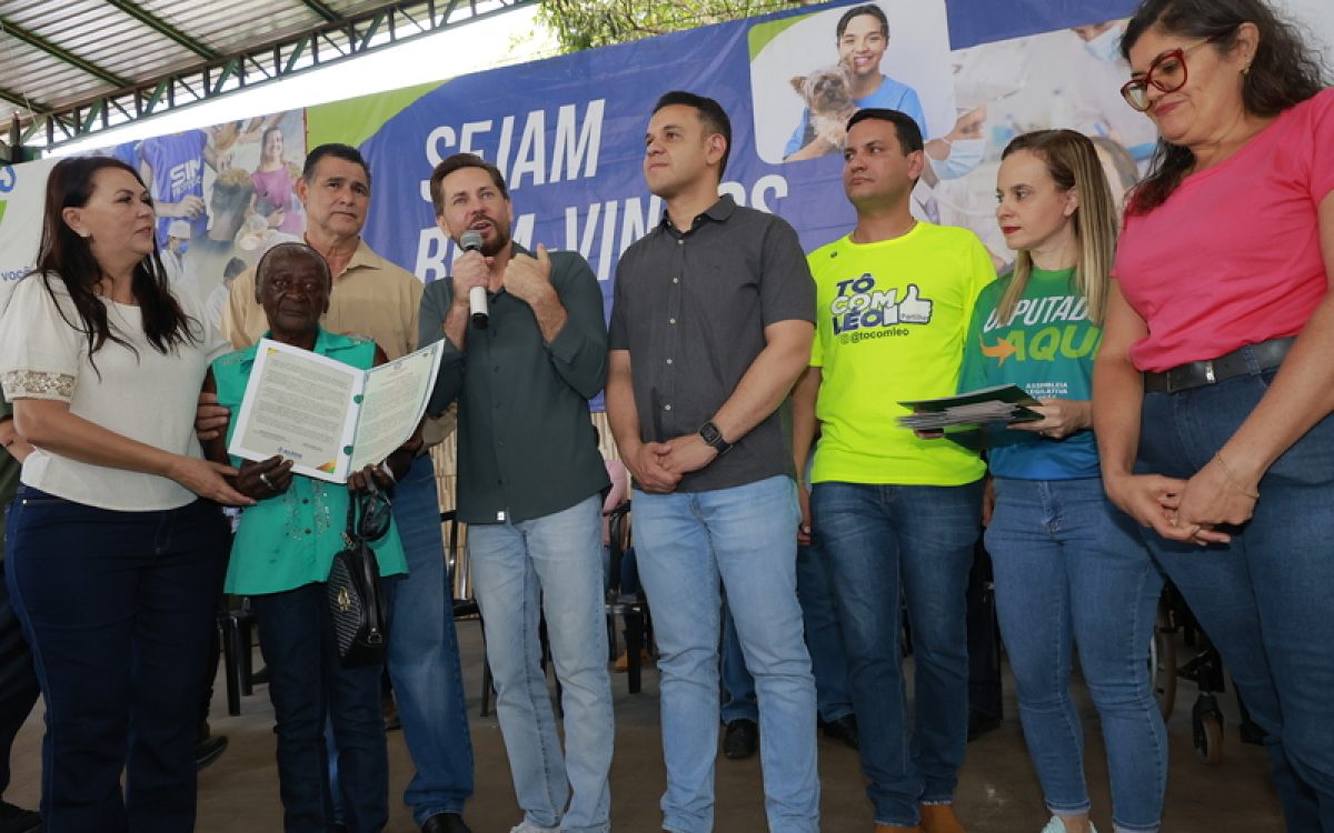 Deputados Aqui passa por Porteirão, Santa Helena e chega a Acreúna com serviços e homenagens no Sul goiano