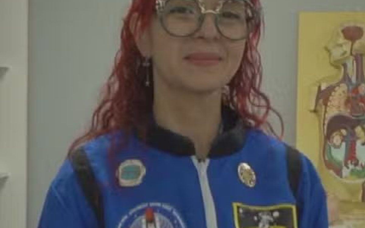 Professora goiana busca apoio para integrar missão espacial