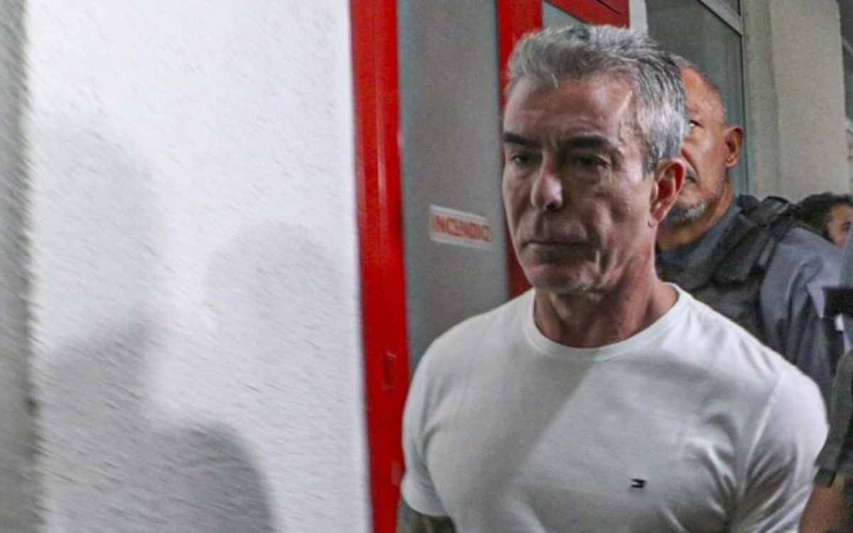 Segurança armada de contraventor leva à prisão de policiais aposentados no Rio