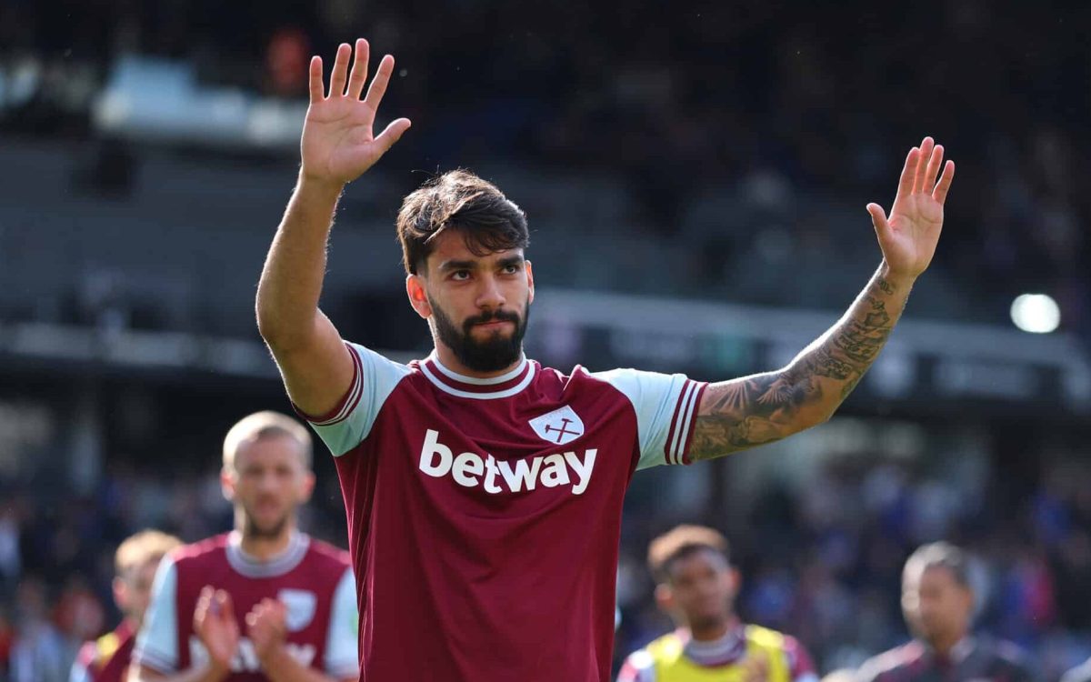 IPSWICH, ENGLAND - MAY 25: Lucas Paqueta of West Ham United acknowledges the fans following the Premier League match between Ipswich Town FC and West Ham United FC at Portman Road on May 25, 2025 in Ipswich, England. (Photo by Richard Pelham/Getty Images)