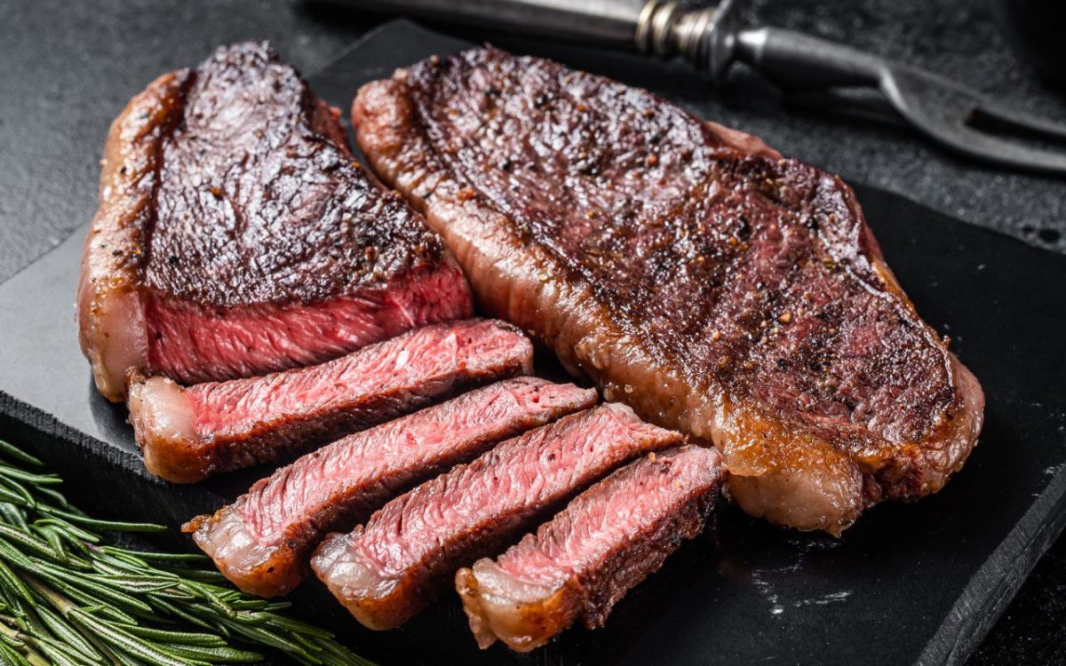 Tarifa dos EUA e consumo fraco derrubam preço da carne bovina no Brasil