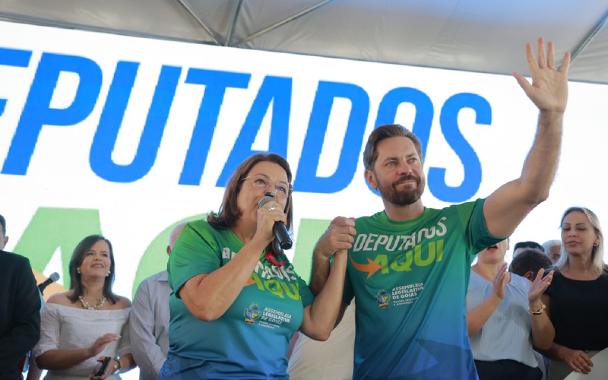 Programa Deputados Aqui leva centenas de atendimentos e serviços especializados a Mineiros